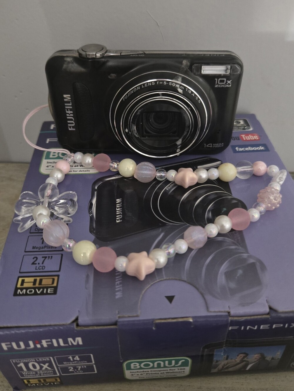 Fujifilm Finepix T190 14 Megapixel Digital Camera-Tested